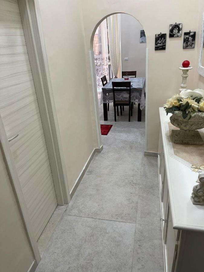 נאפולי Maison Del Trianon מראה חיצוני תמונה
