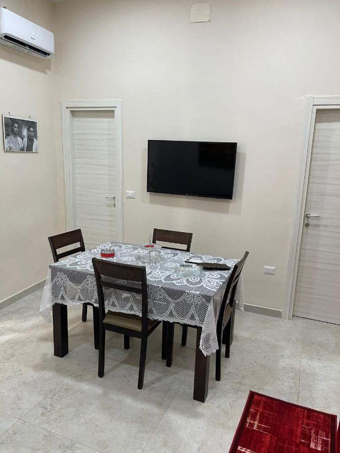 נאפולי Maison Del Trianon מראה חיצוני תמונה